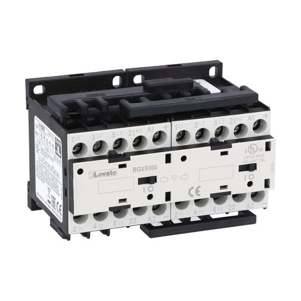 Reversing contactor assembly, DC coil, external interlock with power and auxiliary wiring, 9A AC3 in DC, 4kW. Coil voltage 12VDC image 1