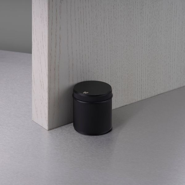 DOOR STOP / FREESTANDING / LINEAR / WELDERS BLACK image 1