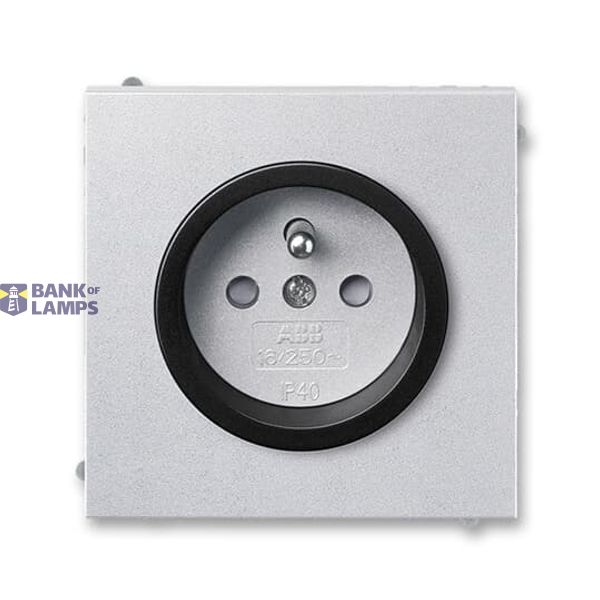 5519M-A02457 72 Socket outlet with earthing pin, shuttered image 1