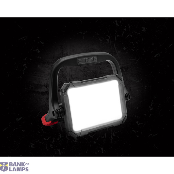 PROIETTORE PORT. LED STRIKE BATT. RICAR. image 1