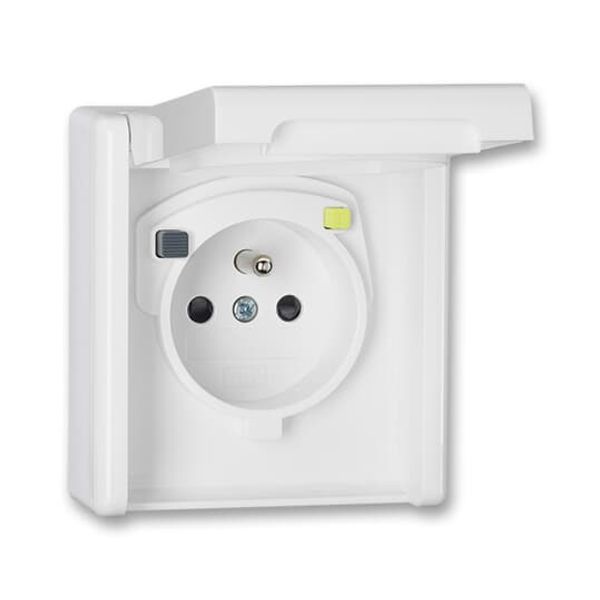 5526N-C26469 B Outlet w.pin, el.protector, IP44 image 1