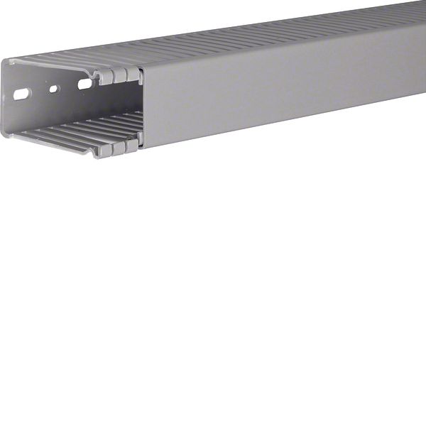 BA6 80040/0 Grey 7030 Trunking image 1