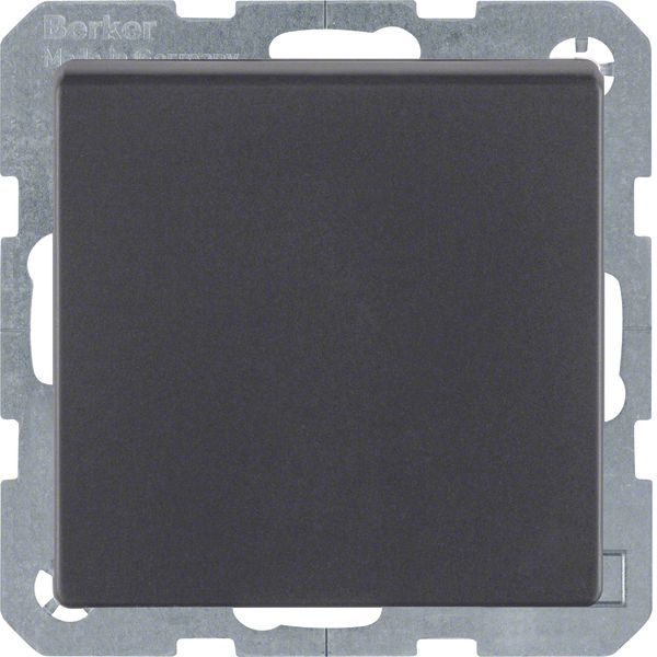 Soc.out. earth.pin+hinged cover,enhncd contact prot.,screw-in lift ,Q1 image 1