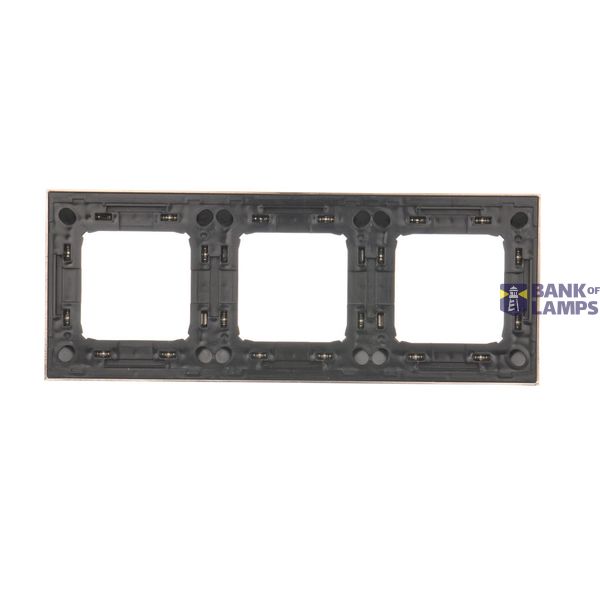 IP44 single socket outlet with shutters and frame seal - same color flap & frame, 16A, cream white/electro white image 1