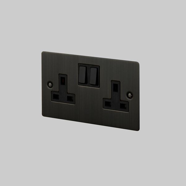 2G UK PLUG SOCKET / SMOKED BRONZE image 1