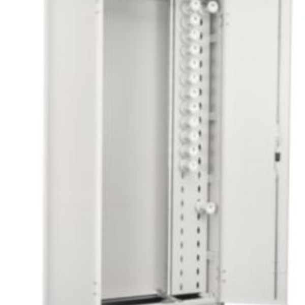 Frame 42U with cable management on the right image 1