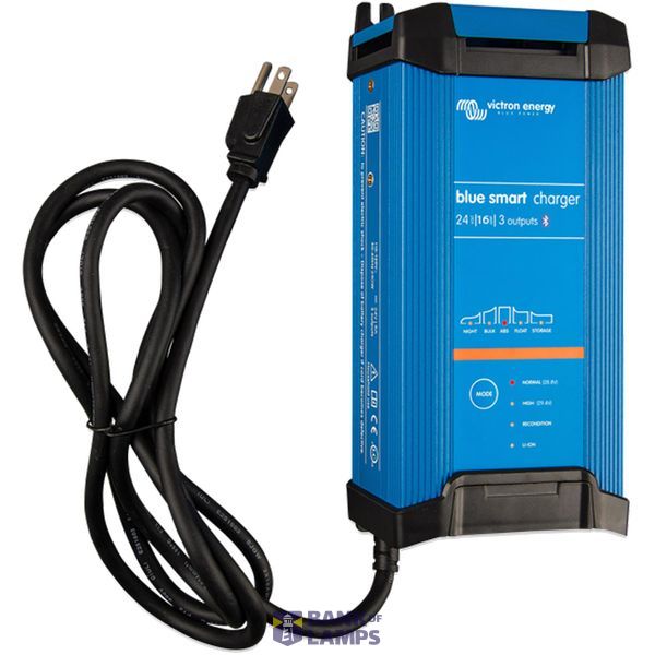 Blue Smart IP22 Charger 24/16(3) 230V UK image 1