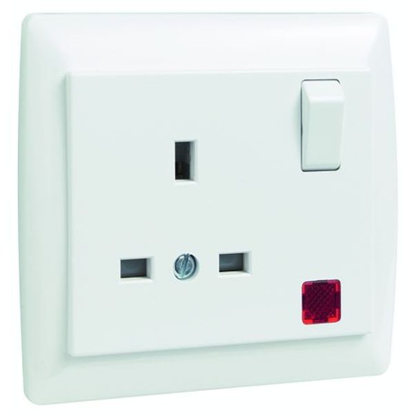 EARTH SOCK (BRITISH) W/SWITCH & PILOT LAMP WH image 1