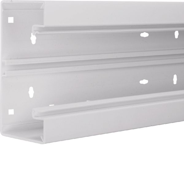 Trunking base BR 68x170 traffic white image 1