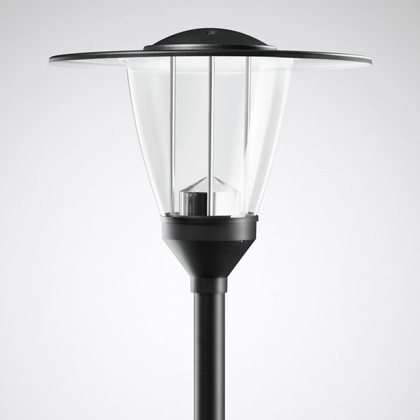 Post-top luminaires 987 CLO (normal) Lens Black ET 23W 2600lm 70 asymmetric wide (AB2L) IP23 IK04 5 SDCM 6730740 image 1