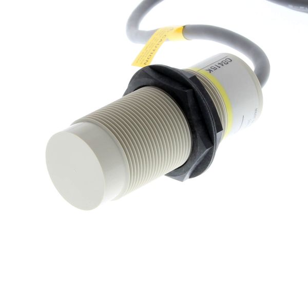 Proximity sensor, capacitive, M30, unshielded, 15 mm, AC, 2-wire, NO, E2KX1051B image 1