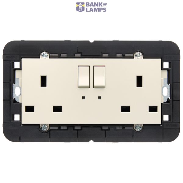 Two switch.2P+E13A English outlet canvas image 1