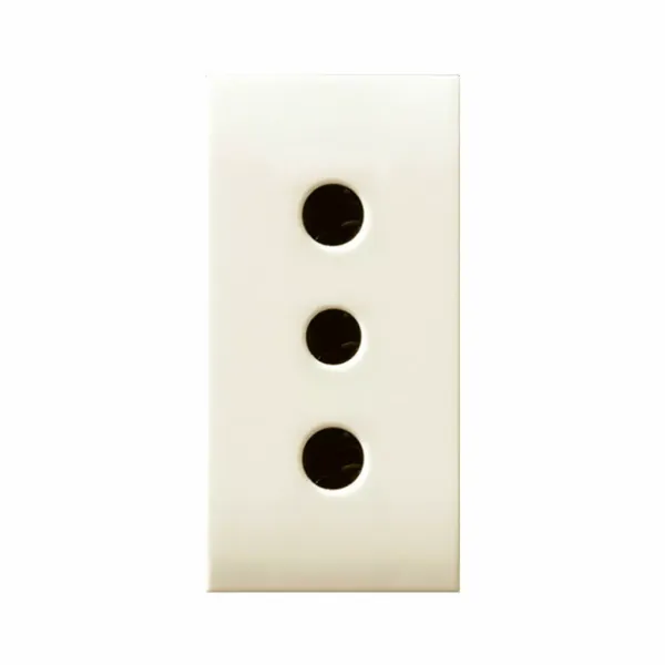 2P+E 10A IT.ST.SHUT.SOCKET CLASS 1M image 1