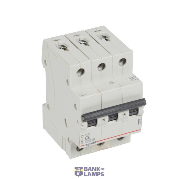 MCB RX³ 6000 - 3P - 400V~ - 6 A - C curve - prong/fork type supply busbars image 2