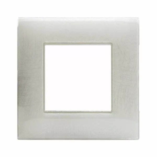 YOUNG44 FR PLATE 3D WHITE        2M image 1