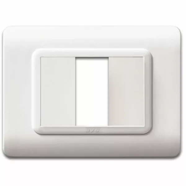 44 MOULDED FR.PLATE WHITE        1M image 1