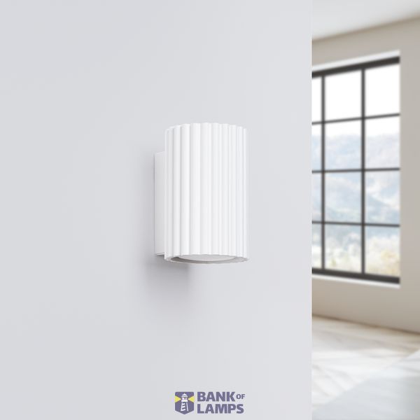WHITE CARBON WALL LAMP WITH ELEGANT GU10 LAMP SHADE image 3