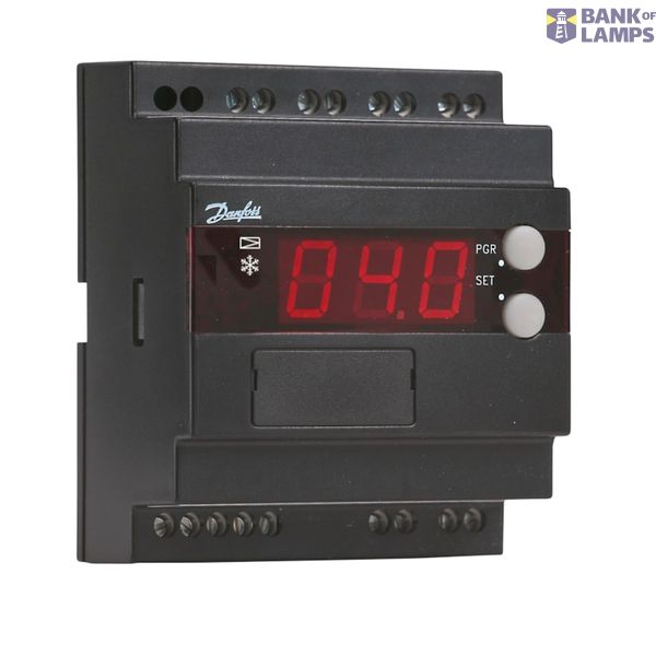 EKC 315A Superheat controller image 1