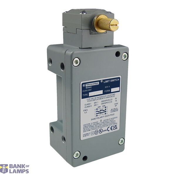 Splitter connector M12, 8-8-5 poles, Female-Male-Female, first in dais image 16