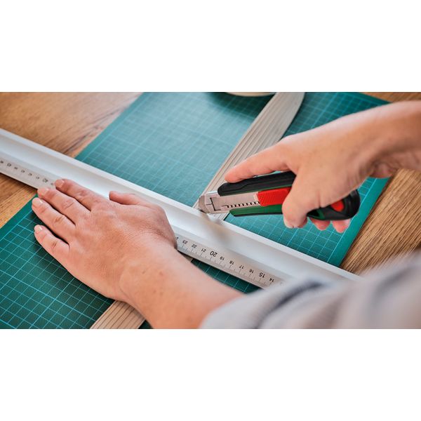 Snap Off Knife image 1