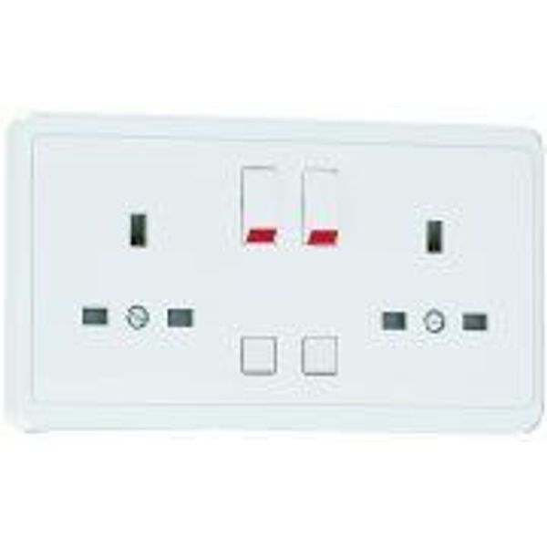 DOUBLE EARTH SOCKET (BRITISH TYPE) BLACK image 1