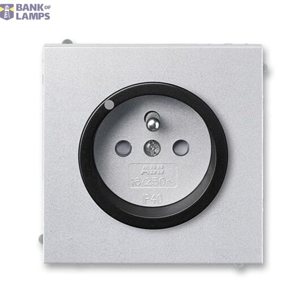 5599M-A02457 72 Socket outlet with earthing pin, with surge protection image 1