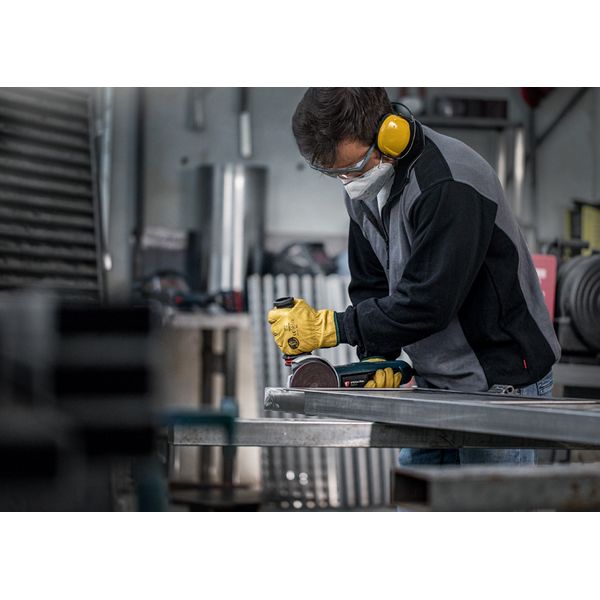 EXPERT N880 Fleece Disc for Random Orbital Sanders 150 mm, Cleaning image 2