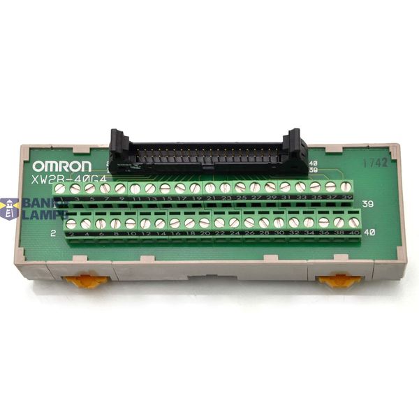 General-purpose I/O terminal block, MIL34 socket, screw clamp, 34 poin XW2B0002C image 1