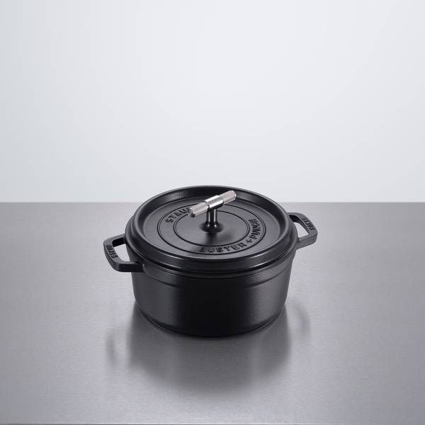 COCOTTE / 9.45 INCHES / CROSS / STAUB / BLACK / STEEL image 1