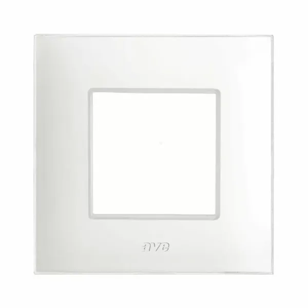 YOUNG44 MOULDED PLATE MATT WHITE 2M image 1