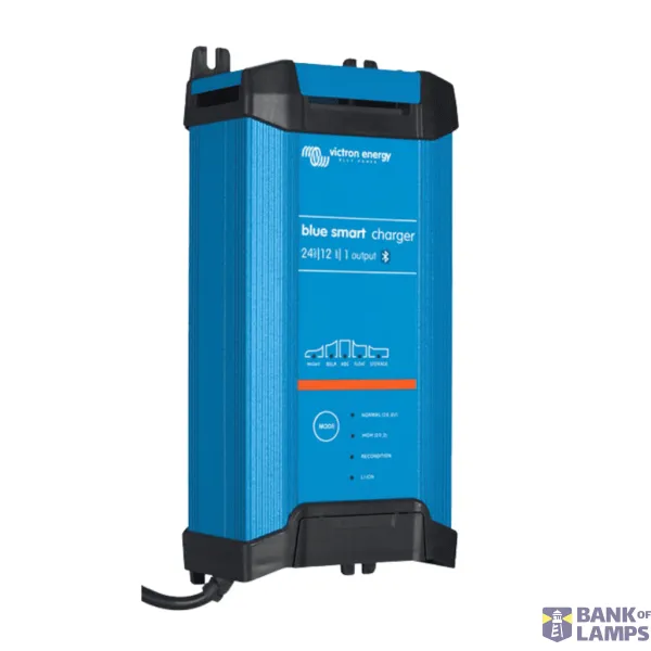 Blue Smart IP22 Charger 24/12(1) 230V UK image 1