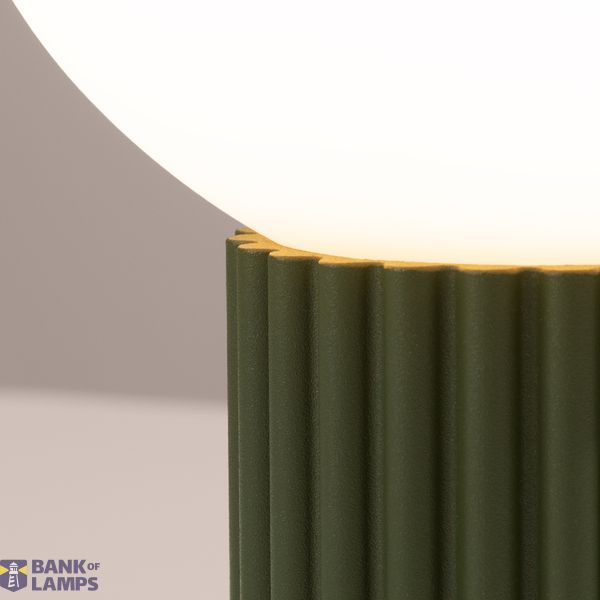 Table lamp HALO olive green image 4