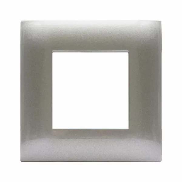 YOUNG44 FR PLATE MET. GREY      2M image 1