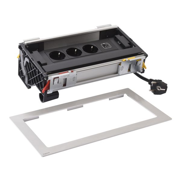 FLIP UP 8 modules METAL equipped with 3 sockets 2P+E SCH + 1xUSB Type A+C with 2m cord image 1