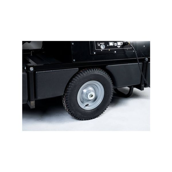 Master Pneumatic wheels image 1